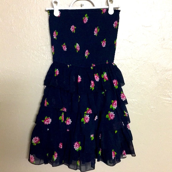 Abercrombie & Fitch Dresses & Skirts - New ABERCROMBIE & FITCH Floral Dress